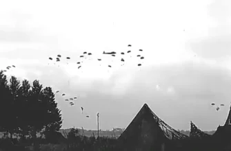 Обратите внимание на парашютистов во время высадки в Нормандии 1944 год - «Видео приколы»